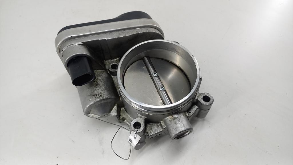 заслонка дроссельная BMW 5 E60/E61 2006, 2.5 л., бензин, АКПП, чёрный, седан, 7516946