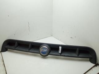 решетка радиатора Fiat Doblo 2003, белый, фургон, 735268388
