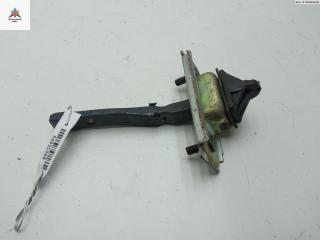 Ограничитель открывания двери задней Mazda 323 BJ 1999, хетчбэк 5 дв.