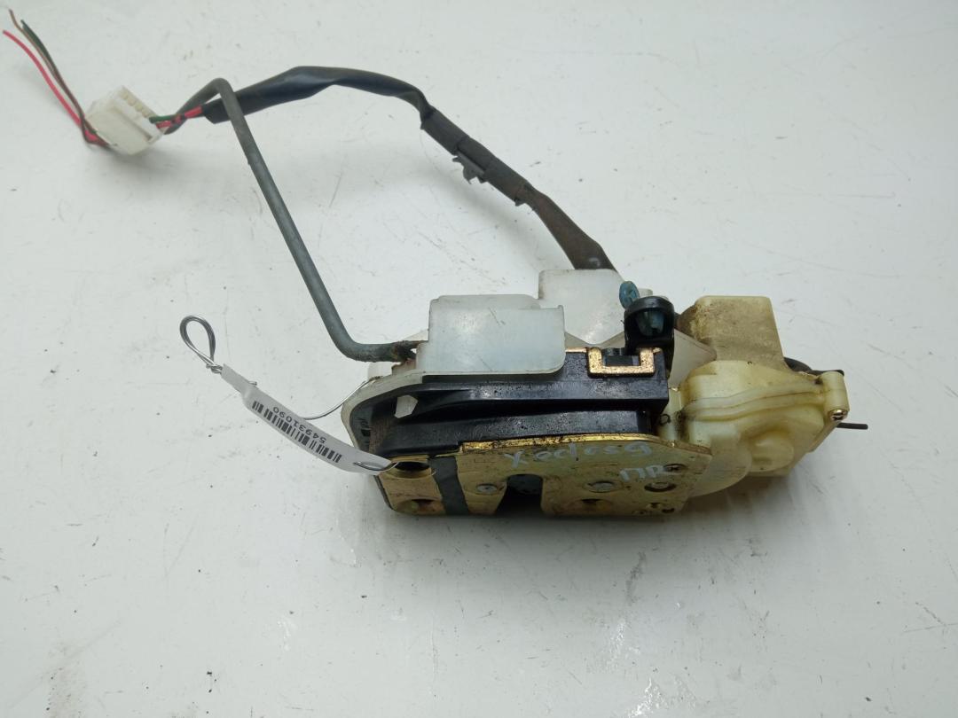 замок двери передней правой Mazda Xedos 9 2002, 2.5 л., бензин, АКПП, серый, седан