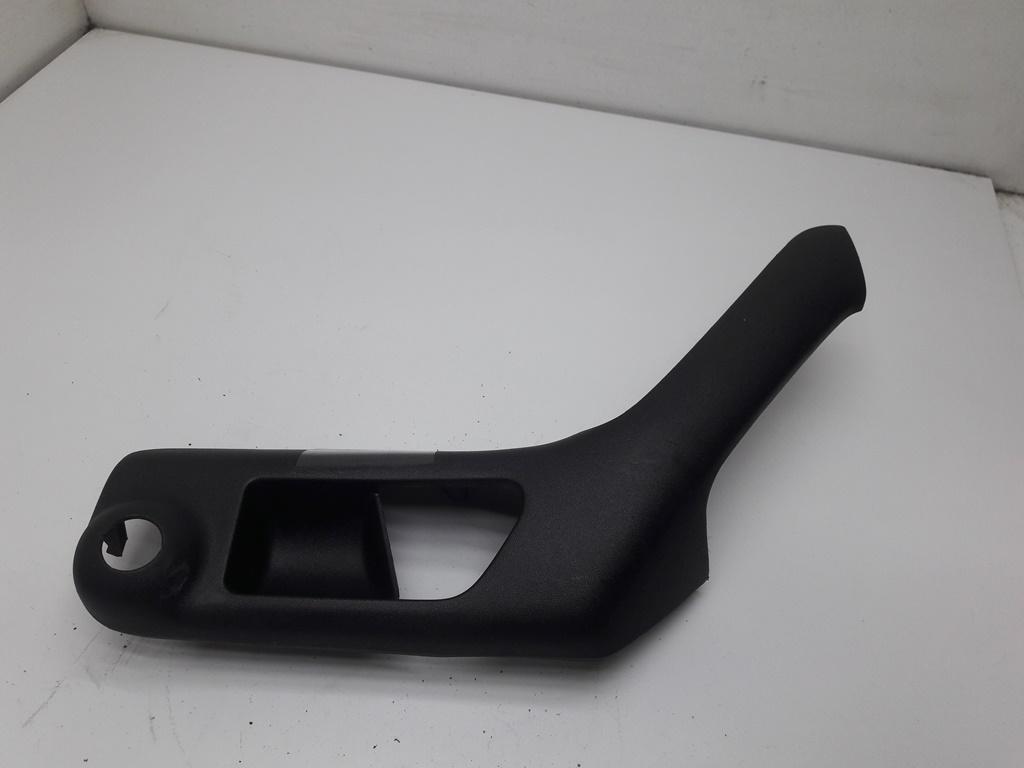 ручка внутренняя передняя левая Volkswagen Golf 3 поколение 1996, 1.6 л., бензин, МКПП, красный, хетчбэк 5 дв., 1H0867197H - фото №1