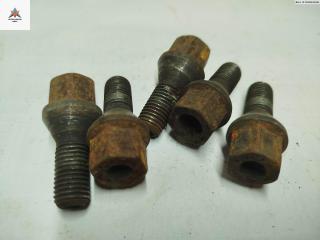 болт колесный Opel Astra H 2004, 2.0 л., бензин, МКПП, зелёный, универсал, 10, 9