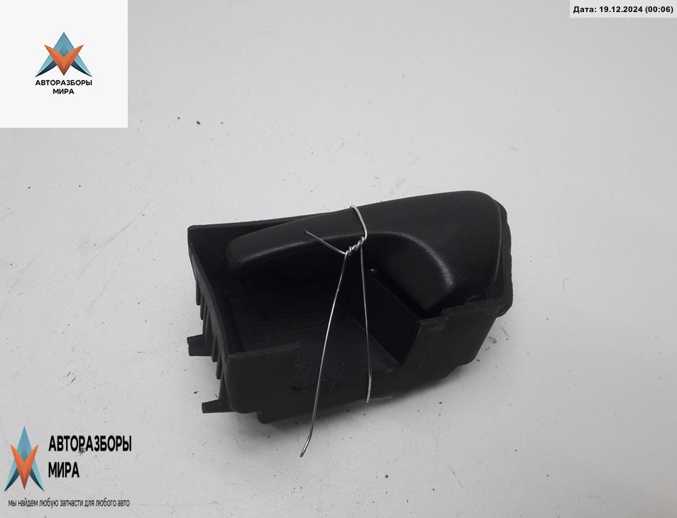 ручка внутренняя передняя левая Volkswagen Golf 3 поколение 1996, 1.6 л., бензин, МКПП, красный, хетчбэк 5 дв., 1H0837141 - фото №1