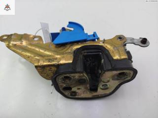 замок двери передней правой Opel Omega B [рестайлинг] 2000, 2.2 л., бензин, МКПП, чёрный, седан, 09174581