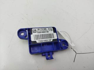датчик AirBag Opel Omega B 2000, 2.2 л., бензин, МКПП, чёрный, седан, 09173928