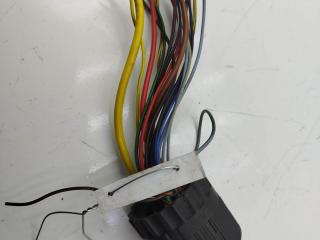 разъем (фишка) проводки Opel Omega B [рестайлинг] 2000, 2.2 л., бензин, МКПП, чёрный, седан