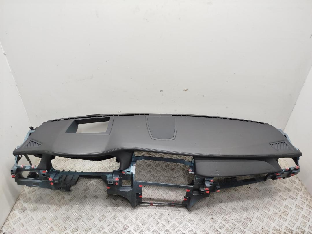 панель передняя салона (торпедо) BMW 7 F01/F02 2012, 3.0 л., гибрид, АКПП, серый, седан, 51459173637