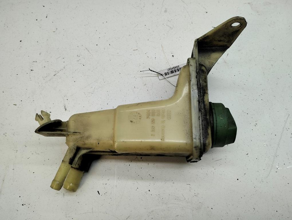 Бачок гидроусилителя Volkswagen Passat B5 1999, 1.8 л., бензин, 8D0422373C - фото №1