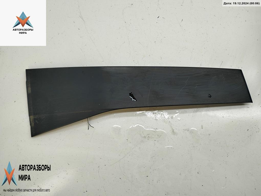 накладка двери (крышки) багажника Volkswagen Passat B6 2006, 2.0 л., дизель, МКПП, серый, универсал - фото №1