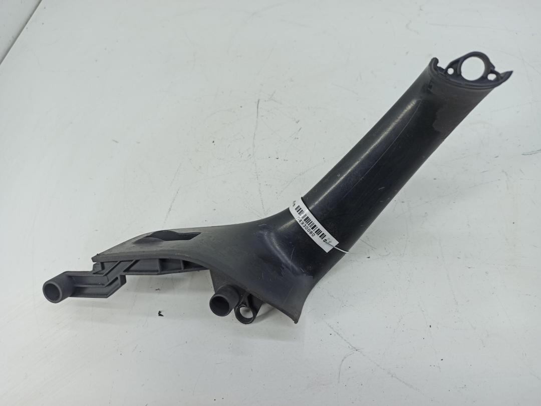 накладка декоративная Audi A4 B6 2002, 1.9 л., дизель, МКПП, чёрный, универсал, 8E1867162A
