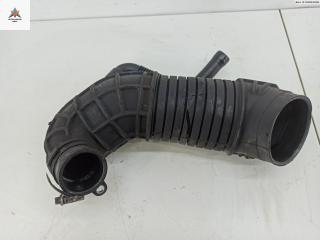 патрубок воздушного фильтра Audi A4 B7 2005, 2.0 л., дизель, 8E0129615J