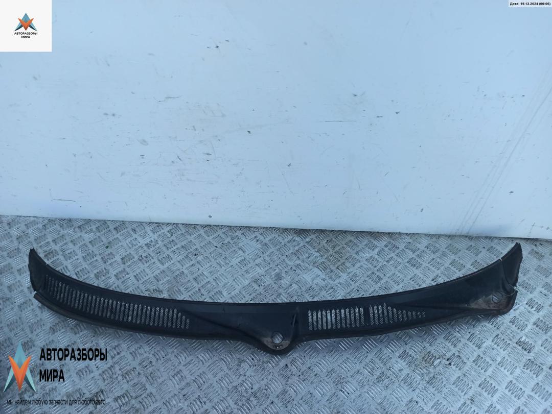 дождевик Audi 100 4A/C4 1993, 2.0 л., бензин, МКПП, серый, седан - фото №1