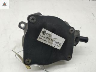 насос вакуумный Volkswagen Passat B7 2012, 2.5 л., бензин, АКПП, синий, седан, 07K145100C