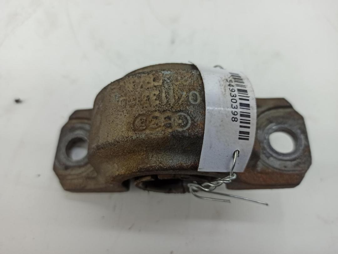 крепление стабилизатора / втулки стабилизатора Audi 100 C4 1993, 2.0 л., бензин, МКПП, серый, седан, 4A0411336D