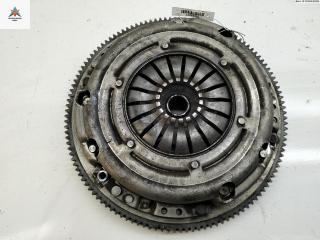 маховик Volkswagen Golf 6 поколение 2010, 1.4 л., бензин, МКПП, чёрный, хетчбэк 5 дв., 030105271D