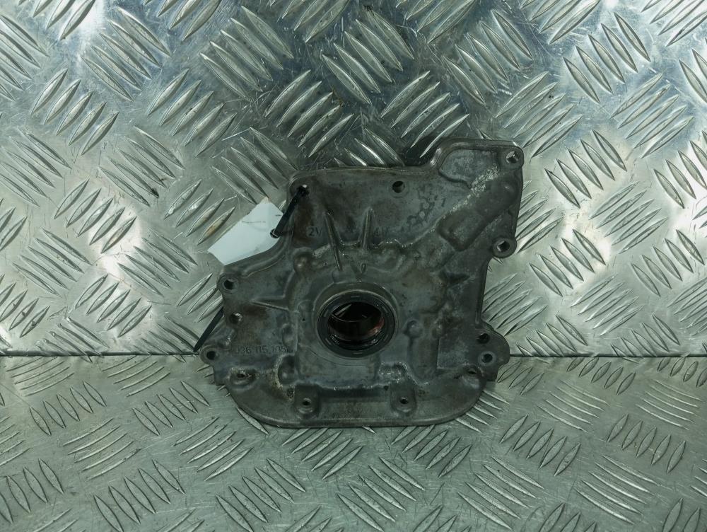 насос масляный Volkswagen Golf 4 поколение 2000, цвет, 036115105B - фото №1