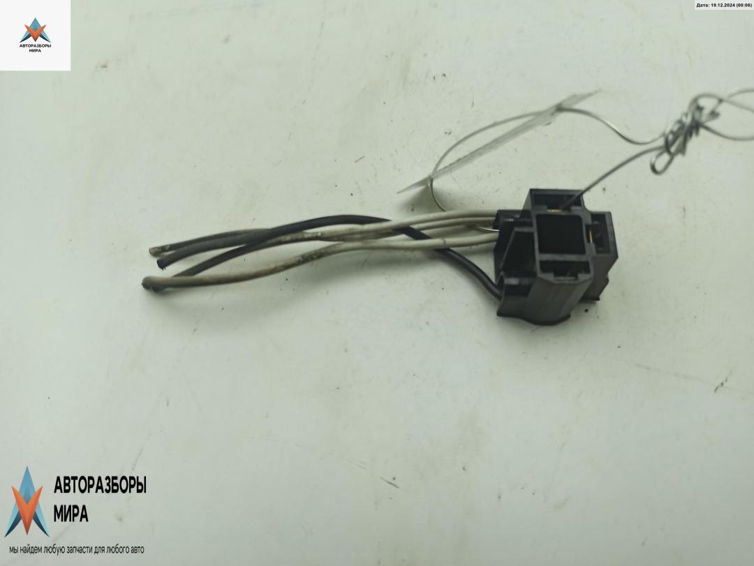 разъем (фишка) проводки Renault Kangoo 1 поколение 2001, 1.9 л., дизель, МКПП, белый, фургон - фото №1