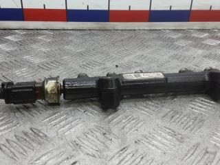 топливная рампа Peugeot 308 T9 2015, 1.6 л., дизель, МКПП, универсал, 980477678000