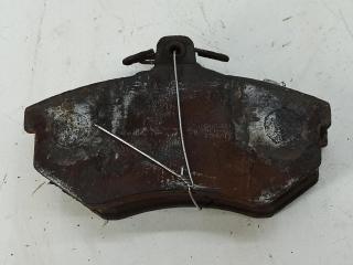 Колодки тормозные передние Audi 80 8A/B3 1990, 1.6 л., бензин, МКПП, красный, седан