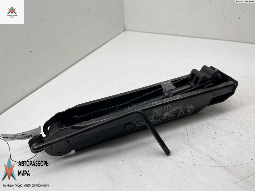 домкрат Honda Accord 6 поколение 1999, 2.0 л., бензин, МКПП, серый, седан - фото №1