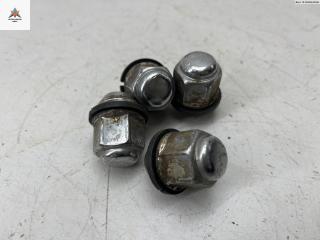 болт колесный Hyundai Matrix 1 поколение [рестайлинг] 2006, 1.5 л., дизель, МКПП, серый, минивэн