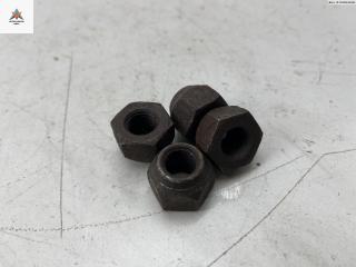 болт колесный Mitsubishi Carisma 1 поколение [рестайлинг] 2003, 1.8 л., бензин, АКПП, серый, хетчбэк 5 дв.