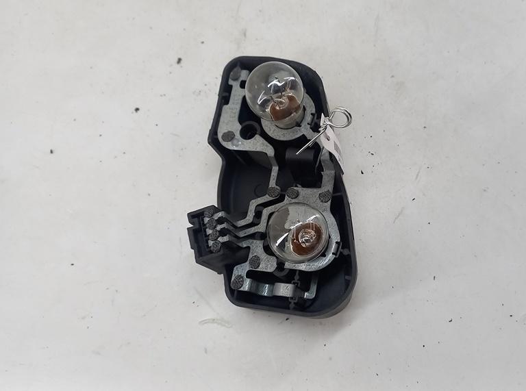 панель заднего левого фонаря BMW 3 E46 2001, 2.0 л., дизель, МКПП, серый, седан, 230569