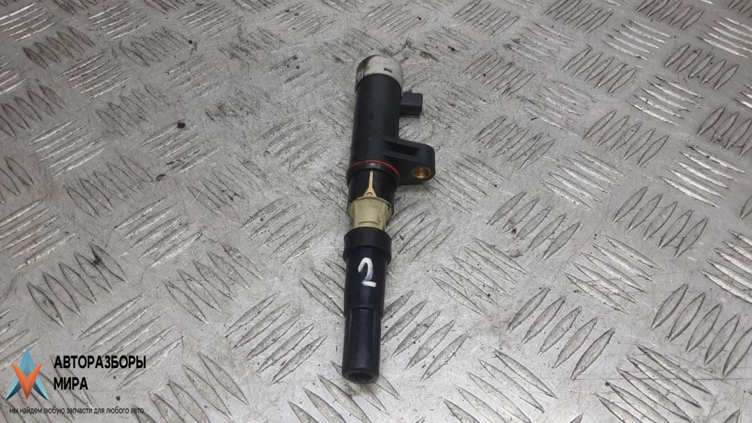 катушка зажигания Renault Megane 3 поколение 2009, 1.6 л., бензин, МКПП, хетчбэк 5 дв. - фото №1