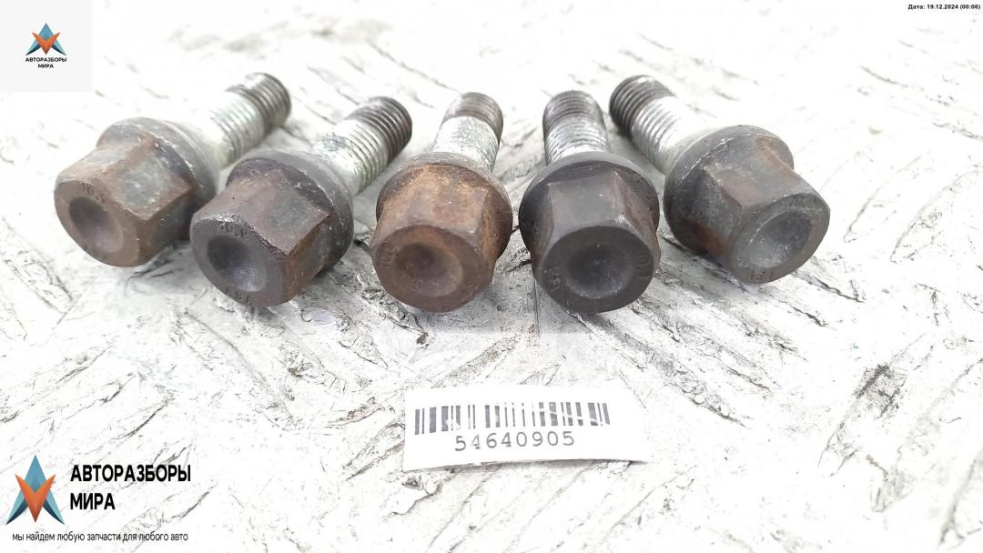 болт колесный BMW 5 серия E60/E61 2006, 2.5 л., бензин, АКПП, чёрный, седан, 6781150 - фото №1