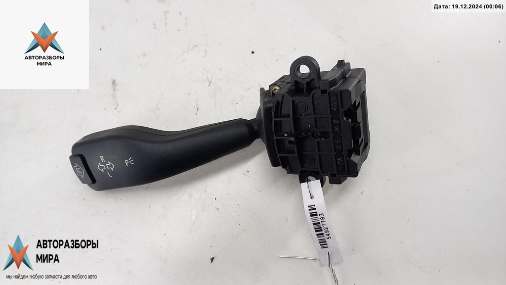 переключатель поворотов BMW 3 серия E46 1999, 2.0 л., бензин, МКПП, синий, седан, 8363668 - фото №1