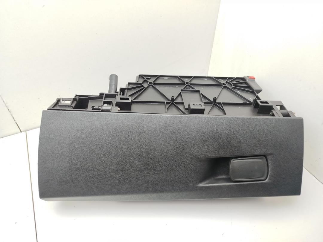бардачок BMW 2 Tourer F45/F46 2019, 1.5 л., гибрид, АКПП, чёрный, минивэн, 9318641, 9349267