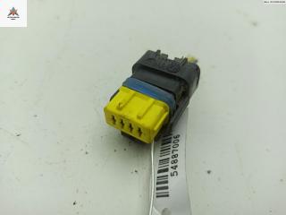 разъем (фишка) проводки Renault Megane 2 поколение 2003, 1.6 л., бензин, МКПП, красный, хетчбэк 3 дв.