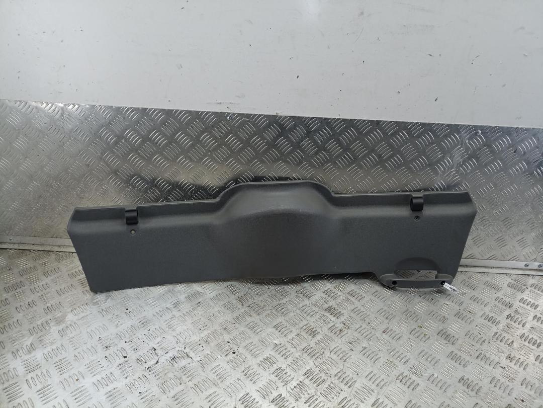 обшивка крышки багажника Opel Corsa C 2000, 1.4 л., бензин, АКПП, серый, хетчбэк 3 дв., 09115256 - фото №1