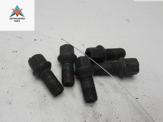 болт колесный Volkswagen Passat B5 1997, 1.8 л., бензин, МКПП, синий, универсал