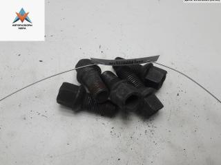 болт колесный Volkswagen Passat B5 1997, 1.8 л., бензин, МКПП, синий, универсал