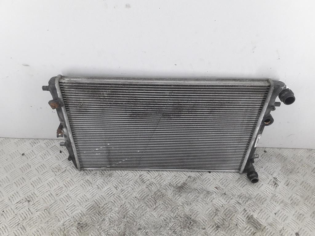 радиатор охлаждения Skoda Fabia mk1 (6Y) 2004, 2.0 л., бензин, МКПП, серый, универсал, 6Q0121253R
