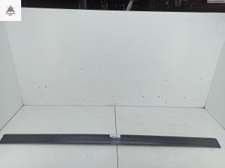 молдинг двери передней левой Audi 100 4A/C4 1993, 2.0 л., бензин, МКПП, серый, седан, 4A0858951