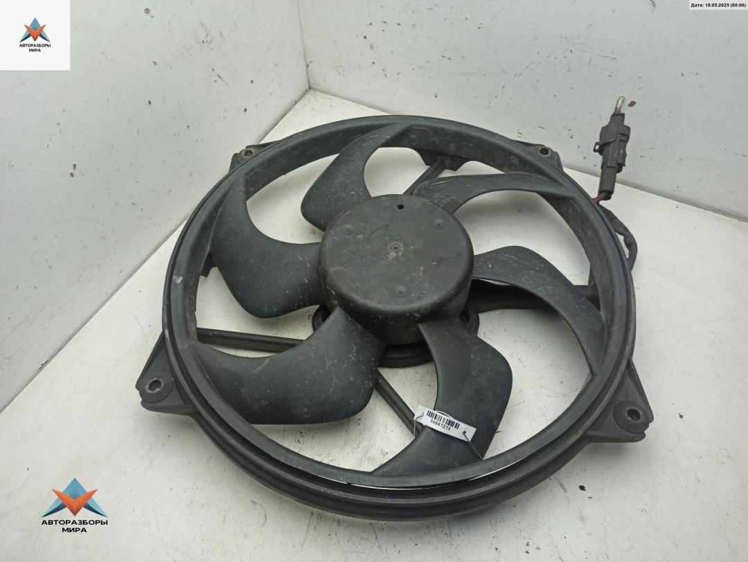 вентилятор радиатора Peugeot 307 1 поколение 2003, 2.0 л., бензин, МКПП, зелёный, универсал, 9641212480 - фото №1