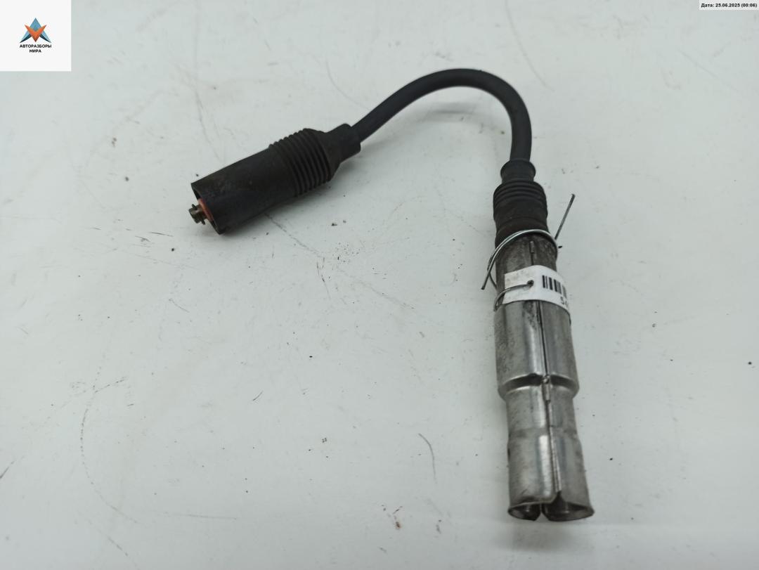 провод высоковольтный Audi A4 B5 1997, 1.6 л., бензин, МКПП, зелёный, седан, 021035255E - фото №1