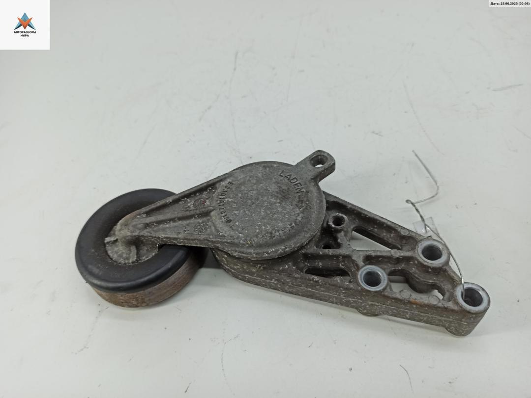 механизм натяжения ремня, цепи Audi A4 B5 1997, 1.6 л., бензин, МКПП, зелёный, седан, 058903133A - фото №1