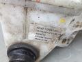 бачок омывателя Land Rover Discovery 4 поколение 2011, 3.0 л., SD V6, дизель, АКПП, внедорожник 5 дв., LR013951, LR013953, LR013955 - фото №3