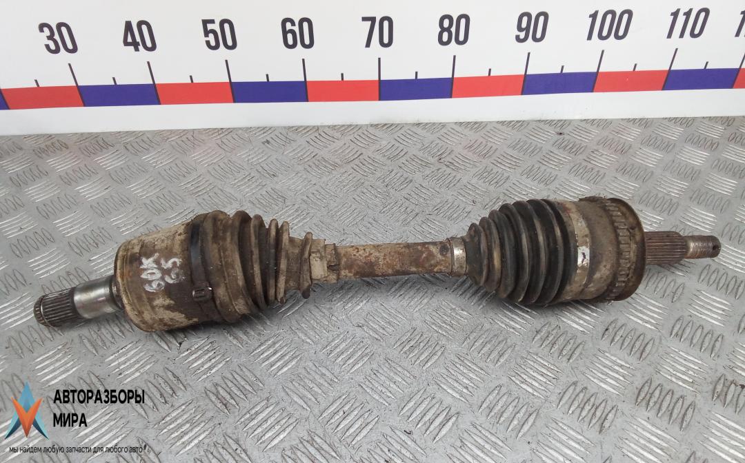 полуось передняя левая (приводной вал, ШРУС) Mitsubishi L200 4 поколение 2010, 2.5 л., дизель, МКПП, внедорожник 5 дв., 3815A307 - фото №1