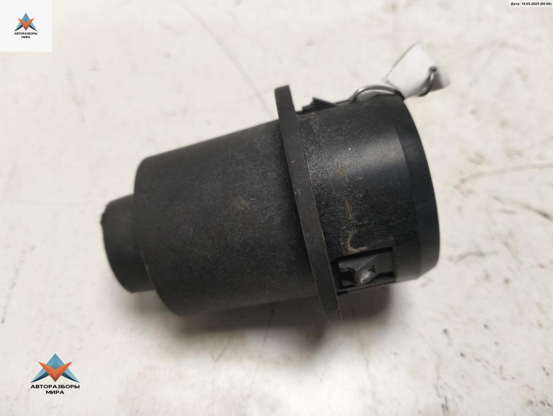 прочая запчасть Renault Clio 3 поколение 2006, 1.2 л., бензин, МКПП, серый, хетчбэк 5 дв., 8200481116 - фото №1