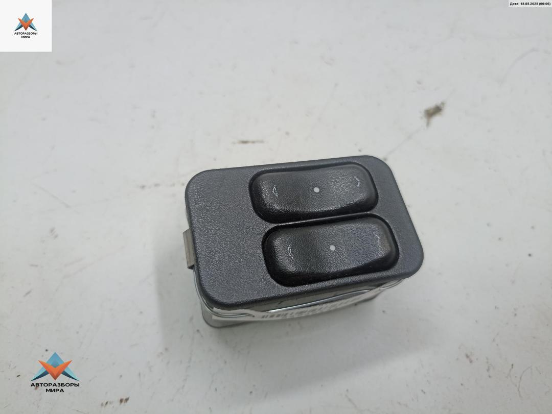 блок управления стеклоподъемниками Opel Astra G 2001, 2.0 л., дизель, МКПП, серый, универсал, 90561088 - фото №1