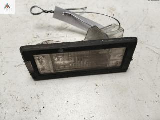 подсветка номера Renault Scenic 2 поколение 2004, 1.6 л., бензин, МКПП, красный, минивэн, 8200013577