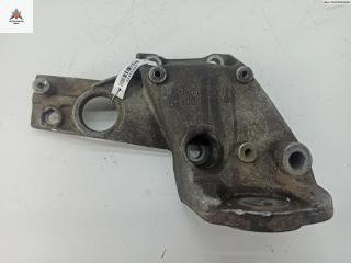 кронштейн КПП Audi A4 B5 1996, 1.6 л., бензин, АКПП, серый, седан, 8D0399108E