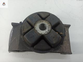 кронштейн КПП Audi 80 8A/B3 1990, 1.6 л., бензин, МКПП, красный, седан