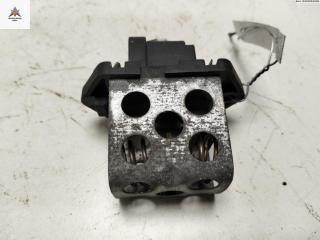 блок управления вентилятором (реле) Renault Espace 4 поколение 2004, 2.0 л., бензин, МКПП, синий, минивэн, 8200034040