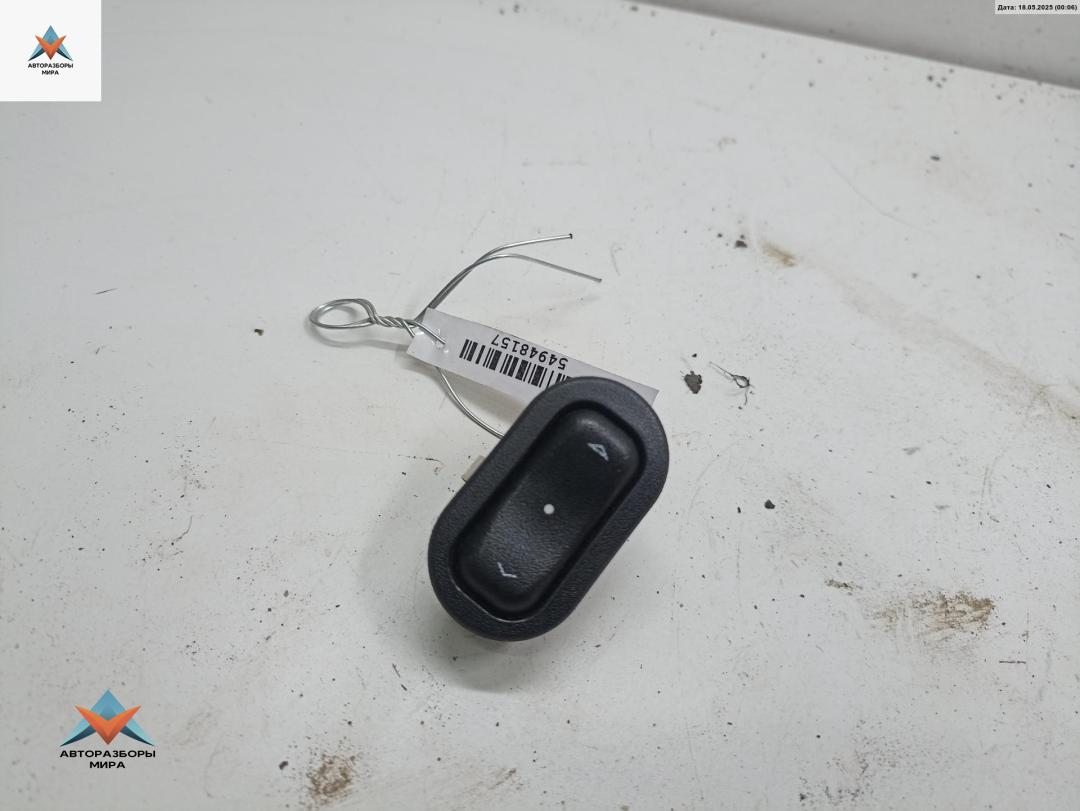 кнопка стеклоподъемника переднего правого Opel Astra G 2002, 1.6 л., бензин, МКПП, серый, универсал, 13363100 - фото №1