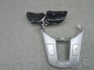 кнопки управления на руле Kia Ceed 1 поколение [рестайлинг] 2011, 1.6 л., дизель, МКПП, хетчбэк 5 дв., 957201H550